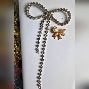 Elegant Rhinestone / Fuax Pearl Bow Brooch Bundle